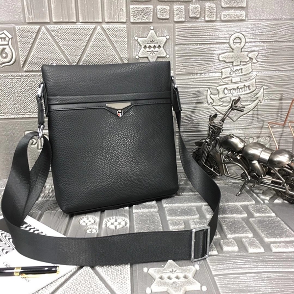 スーパーコピーブランドバッグ内部構造