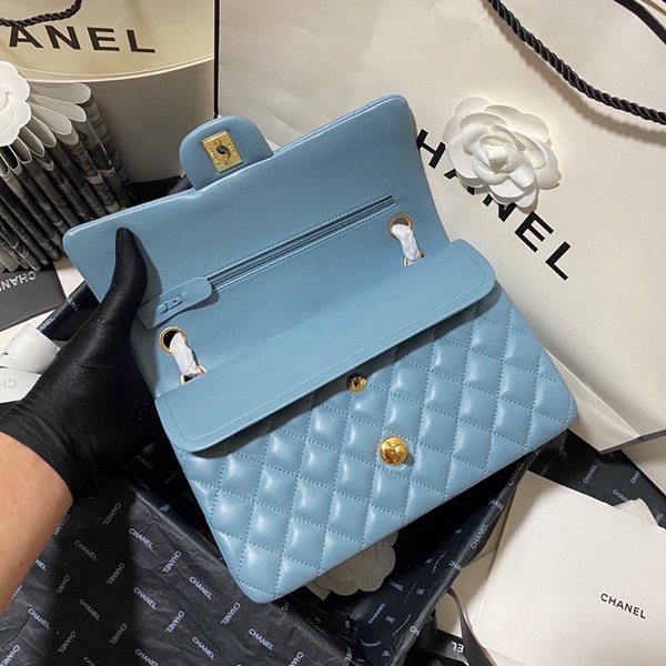 シャネルバッグレプリカ素材ディテール