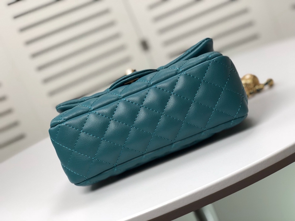 S級品シャネルバッグ内部構造