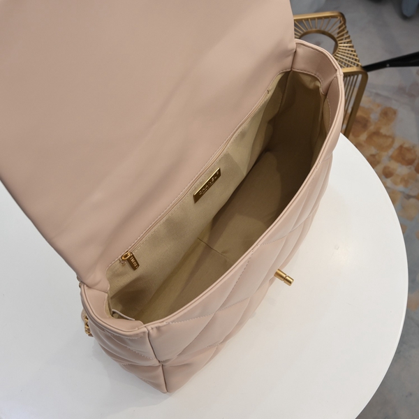 S級品シャネルバッグ着用イメージ