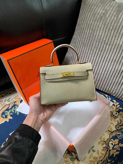エルメス バッグ 激安背面デザイン
