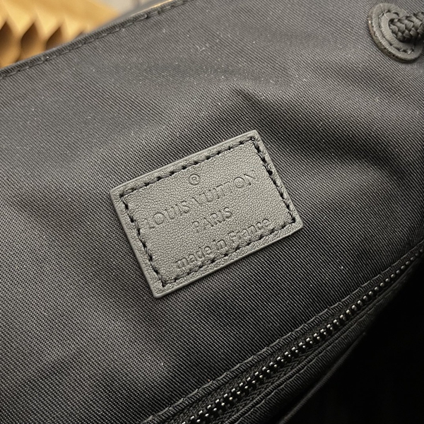 N級品ルイヴィトンバッグ全体デザイン