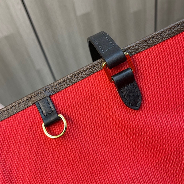 N級品ルイヴィトンバッグ全体デザイン
