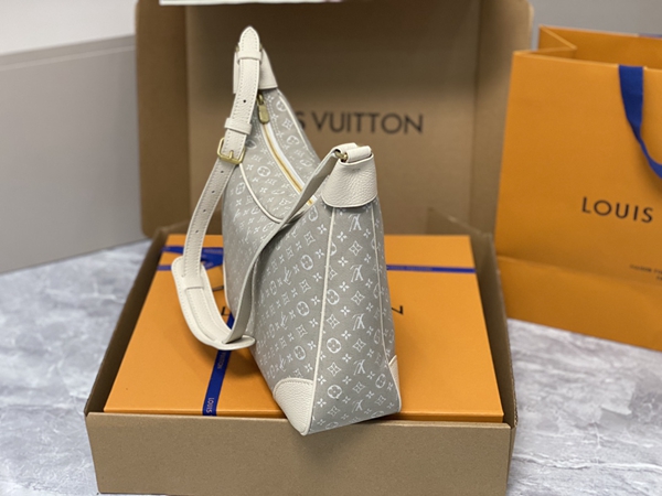 N級品ルイヴィトンバッグ側面デザイン