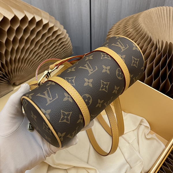 N級品ルイヴィトンバッグ内部構造