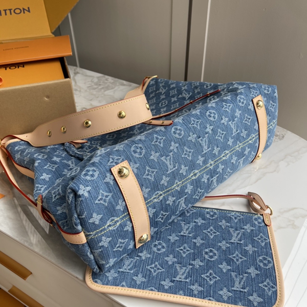 N級品ルイヴィトンバッグ内部構造