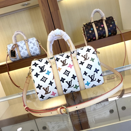 S級品ルイヴィトンバッグ背面デザイン
