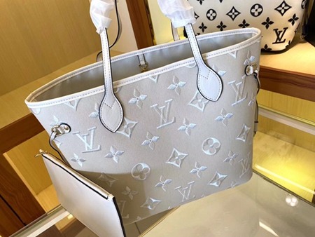 S級品ルイヴィトンバッグ側面デザイン