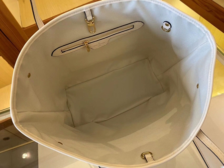 S級品ルイヴィトンバッグ着用イメージ