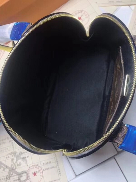 S級品ルイヴィトンバッグ角部分ディテール