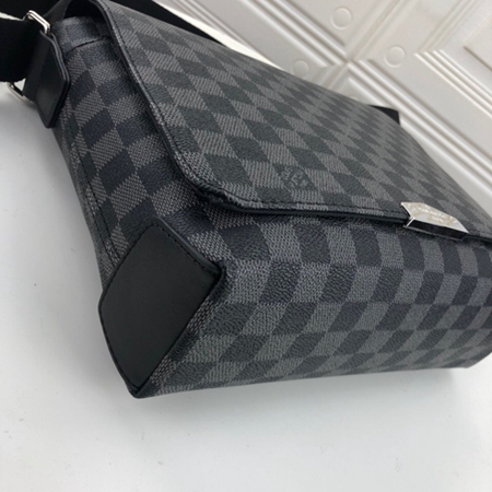 S級品ルイヴィトンバッグ素材ディテール