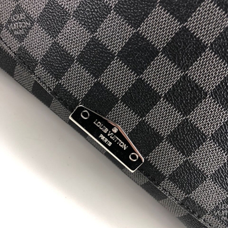 S級品ルイヴィトンバッグ角部分ディテール