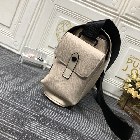 S級品ルイヴィトンバッグ側面デザイン