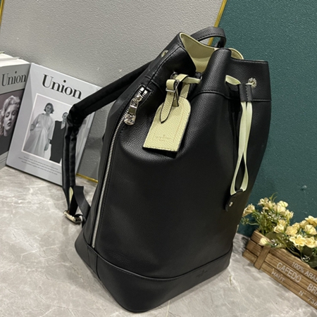 S級品ルイヴィトンバッグ背面デザイン
