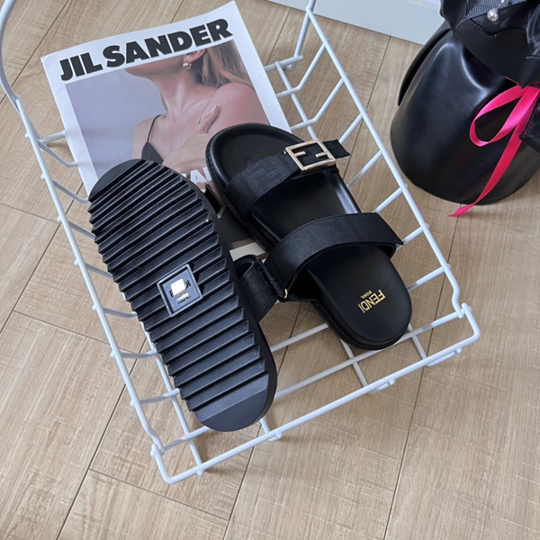 サンダル全体デザイン